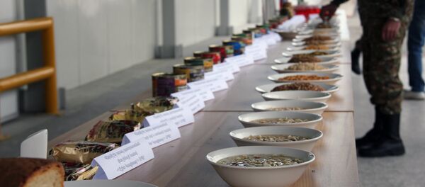 Питание солдат армянской армии Питание солдат армянской армии - Sputnik Армения