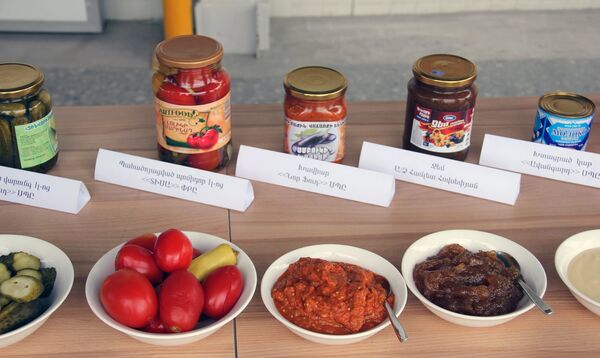 Питание солдат армянской армии Питание солдат армянской армии - Sputnik Армения