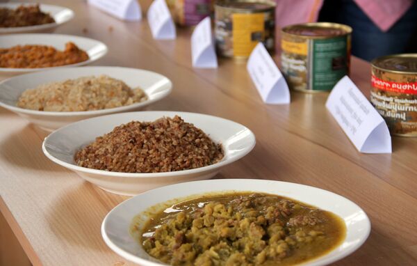 Питание солдат армянской армии Питание солдат армянской армии - Sputnik Արմենիա