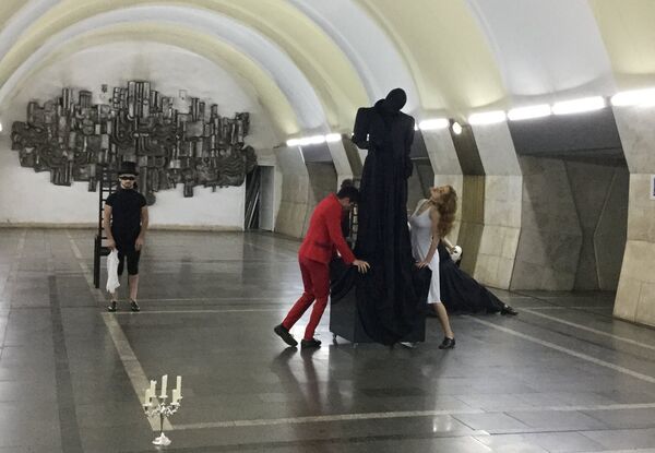 Выступление смарт-театра, посвященное 400-летию со дня смерти Шекспира Выступление смарт-театра, посвященное 400-летию со дня смерти Шекспира - Sputnik Արմենիա