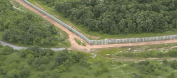 СПУТНИК_Стена от мигрантов – болгары строят многокилометровый забор на границе с Турцией - Sputnik Армения