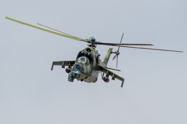 В Кобальт-2016 участвовали не менее четырех боевых и военно-транспортных вертолетов - Sputnik Армения