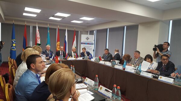 ՀԱՊԿ անդամ–երկրների գլխավոր նարկոլոգների խորհրդակցություն ՀԱՊԿ անդամ–երկրների գլխավոր նարկոլոգների խորհրդակցություն - Sputnik Արմենիա