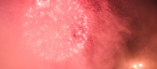 Фейерверк Фейерверк - Sputnik Արմենիա