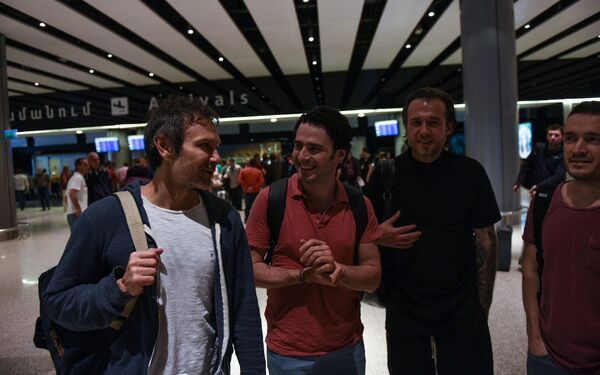 Группа Океан Эльзы прибыла в Ереван - Sputnik Արմենիա