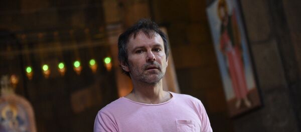 Группа Океан Эльзы в Эчмиадзине. Святослав Вакарчук Группа Океан Эльзы в Эчмиадзине. Святослав Вакарчук - Sputnik Армения