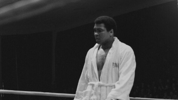Легендарный американский боксёр Мохаммед Али в Москве - Sputnik Արմենիա