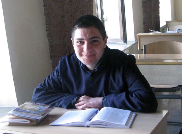 Нарек Гаспарян Нарек Гаспарян - Sputnik Արմենիա