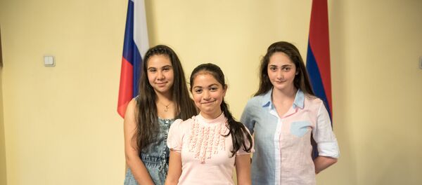 Благотворительная акция в рамках встречи участников клуба Гермес Благотворительная акция в рамках встречи участников клуба Гермес - Sputnik Армения