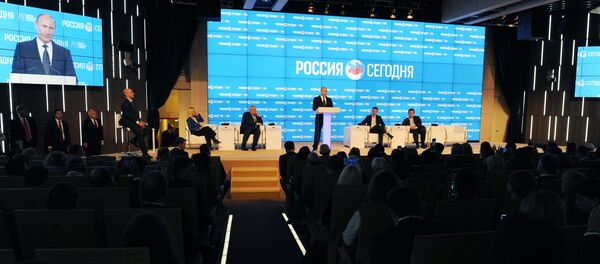 Президент РФ В. Путин посетил МИА Россия сегодня Президент РФ В. Путин посетил МИА Россия сегодня - Sputnik Армения