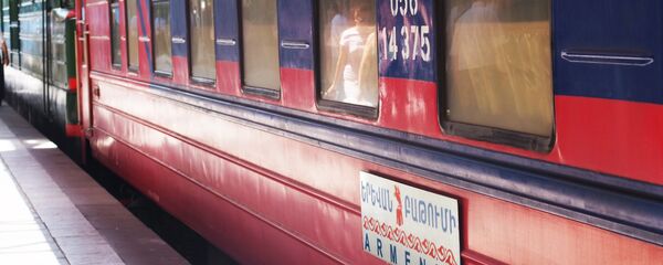 Фирменный поезд ЮКЖД - Sputnik Արմենիա