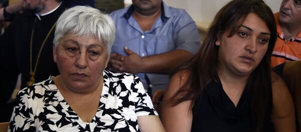 Близкие и родственники семьи Аветисян в суде над рядовым РФ Валерием Пермяковым Близкие и родственники семьи Аветисян в суде над рядовым РФ Валерием Пермяковым - Sputnik Армения