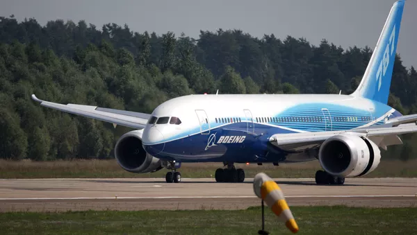Прилет самолета Boeing-787 на авиасалон МАКС-2011 Прилет самолета Boeing-787 на авиасалон МАКС-2011 - Sputnik Армения