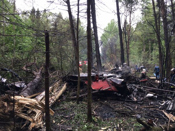 Крушение истребителя Су-27 в Подмосковье Крушение истребителя Су-27 в Подмосковье - Sputnik Армения