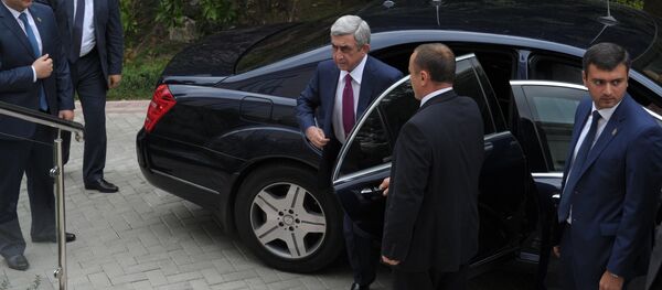 Трехсторонняя встреча В.Путина с И.Алиевым и С.Саргсяном Трехсторонняя встреча В.Путина с И.Алиевым и С.Саргсяном - Sputnik Արմենիա