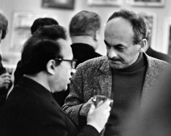 Поэт Булат Окуджава - Sputnik Армения