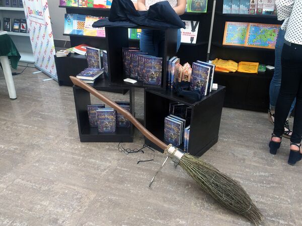 Ярмарка-выставка книг Читающий Ереван Ярмарка-выставка книг Читающий Ереван - Sputnik Արմենիա