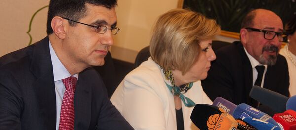 Ральф Йирикян, Асмик Погосян, Арутюн Хачатрян Ральф Йирикян, Асмик Погосян, Арутюн Хачатрян - Sputnik Армения