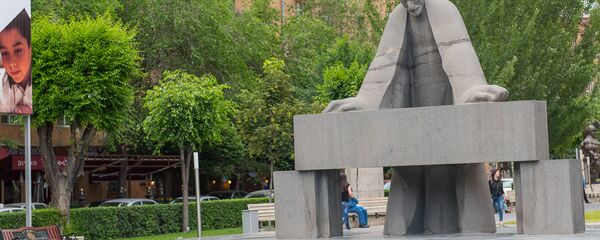 Памятник Александру Таманяну Памятник Александру Таманяну - Sputnik Արմենիա