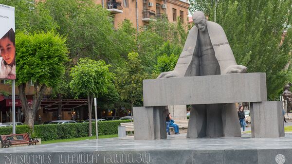 Памятник Александру Таманяну - Sputnik Армения