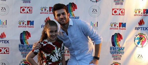 Мери Кочярян и ее продюсер Григор Кекчян на Детской новой волне Мери Кочярян и ее продюсер Григор Кекчян на Детской новой волне - Sputnik Армения