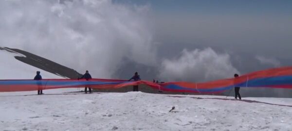 Библейское предложение руки и сердца: почему армяне поднимаются на Арарат, а турки молчат - Sputnik Армения