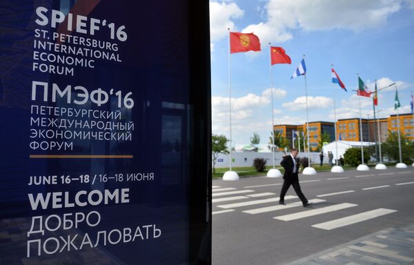 Подготовка к открытию Петербургского экономического форума Подготовка к открытию Петербургского экономического форума - Sputnik Армения