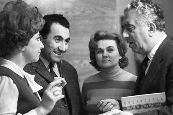 Когда Петросян сражался в шахматы, даже преступники в Армении не отходили от радио  - Sputnik Армения