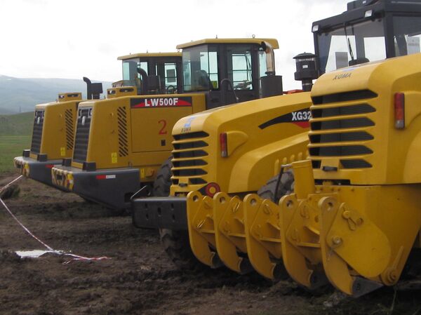 Начались строительные работы на участке дорог Талин-Ланджик и Ланджик-Гюмри Начались строительные работы на участке дорог Талин-Ланджик и Ланджик-Гюмри - Sputnik Արմենիա