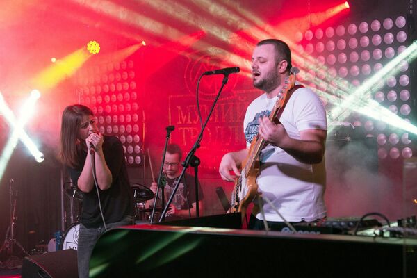 Концерт группы Villette в московском клубе Мумий Тролль Концерт группы Villette в московском клубе Мумий Тролль - Sputnik Արմենիա