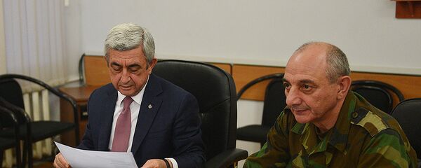 Президенты Армении и Нагорно-карабахской Республики Серж Саргсян и Бако Саакян Президенты Армении и Нагорно-карабахской Республики Серж Саргсян и Бако Саакян - Sputnik Արմենիա