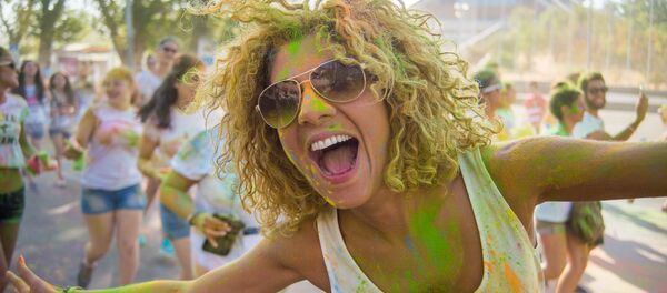 Yerevan Color Run` գույների իսկական հրավառություն Yerevan Color Run` գույների իսկական հրավառություն - Sputnik Արմենիա
