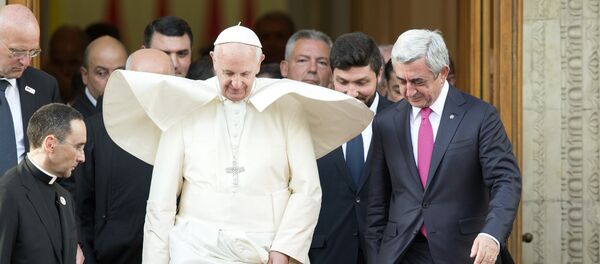 Папа Римский Франциск I в резиденции президента РА Сержа Саргсяна Папа Римский Франциск I в резиденции президента РА Сержа Саргсяна - Sputnik Արմենիա