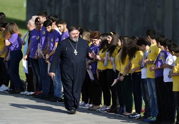 Папа Римский посетил Мемориал жертв Геноцида армян - Sputnik Армения