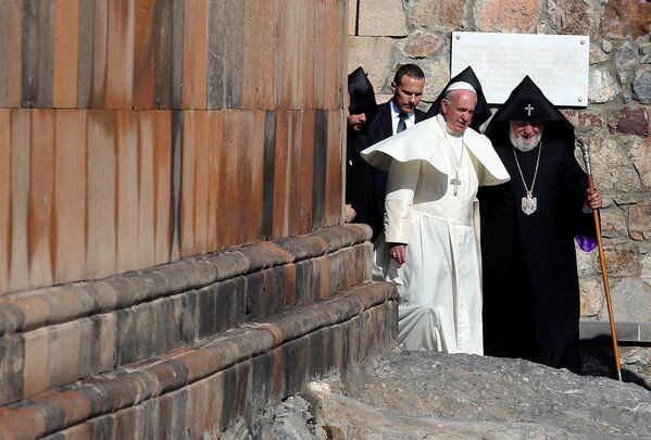 Папа Римский Франциск I в Хор Вирапе - Sputnik Армения