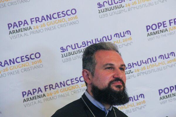 Спасение Дадиванка и тревожная судьба армянских храмов на азербайджанской стороне - Sputnik Армения