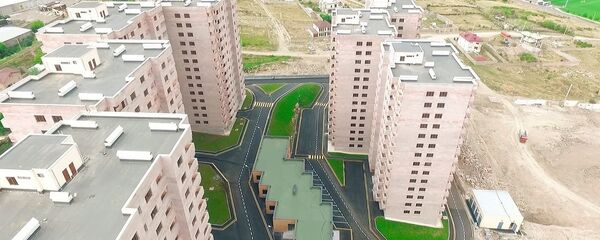 Молодые семьи получили ключи от квартир в новом квартале Аван 4 Молодые семьи получили ключи от квартир в новом квартале Аван 4 - Sputnik Արմենիա