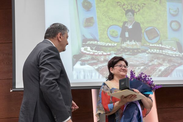 Сатеник Ачикян Сатеник Ачикян - Sputnik Արմենիա