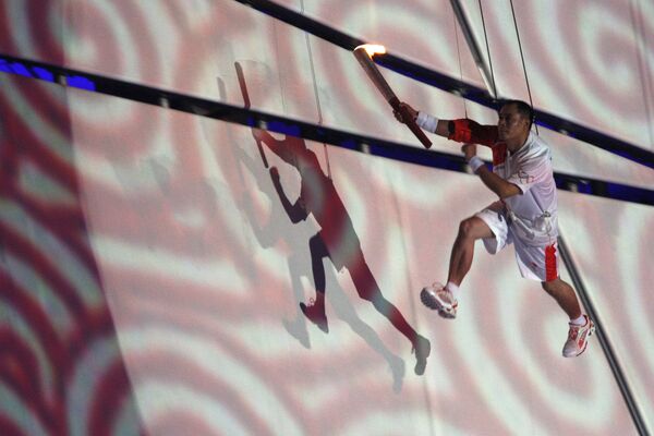 На церемонии открытия XXIX летних Олимпийских игр в Пекине на стадионе «Птичье гнездо». - Sputnik Армения