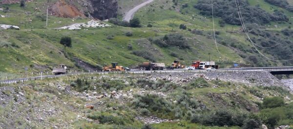 Дорога у КПП Верхний Ларс Дорога у КПП Верхний Ларс - Sputnik Արմենիա