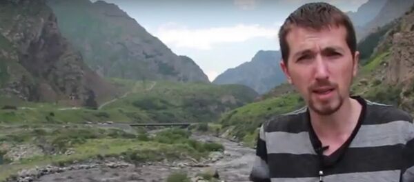 Дальнобойщики бессильны перед прихотями Верхнего Ларса Дальнобойщики бессильны перед прихотями Верхнего Ларса - Sputnik Армения