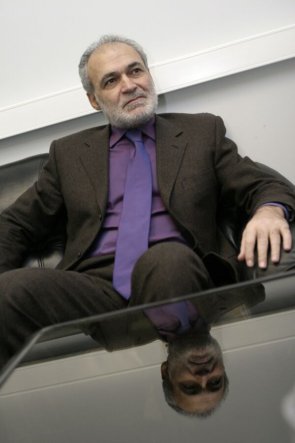 Член Общественной палаты РФ, первый вице-президент Фонда Согласие, политолог Андраник Мигранян Член Общественной палаты РФ, первый вице-президент Фонда Согласие, политолог Андраник Мигранян - Sputnik Армения