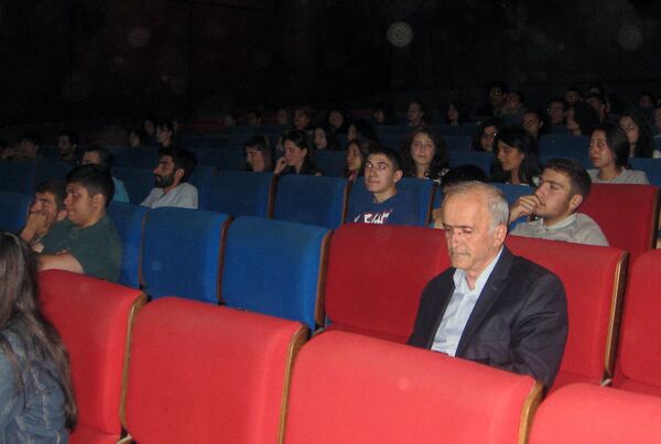 Кинотеатр Октябрь в Гюмри - Sputnik Արմենիա