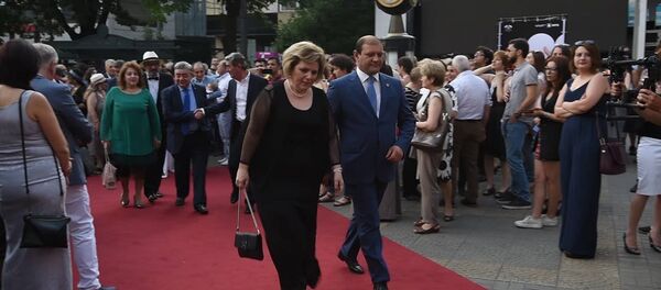 «Ոսկե ծիրան» կինոփառատոնի բացումը «Ոսկե ծիրան» կինոփառատոնի բացումը - Sputnik Արմենիա