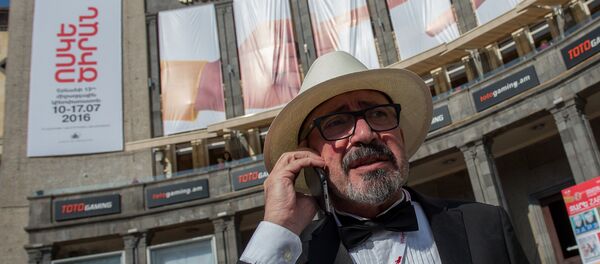 Директор фестиваля Золотой абрикос Арутюн Хачатрян Директор фестиваля Золотой абрикос Арутюн Хачатрян - Sputnik Արմենիա