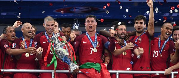 Сборная Португалии по футболу стала чемпионом Европы Сборная Португалии по футболу стала чемпионом Европы - Sputnik Армения