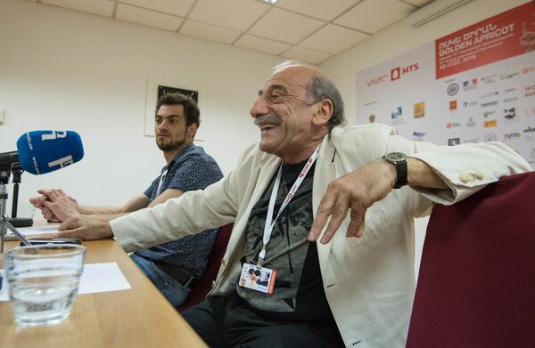 Режиссер Давид Сафарян Режиссер Давид Сафарян - Sputnik Արմենիա