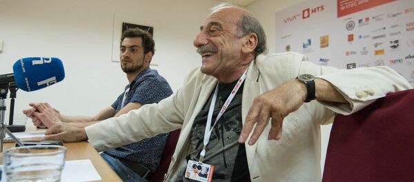 Режиссер Давид Сафарян Режиссер Давид Сафарян - Sputnik Армения