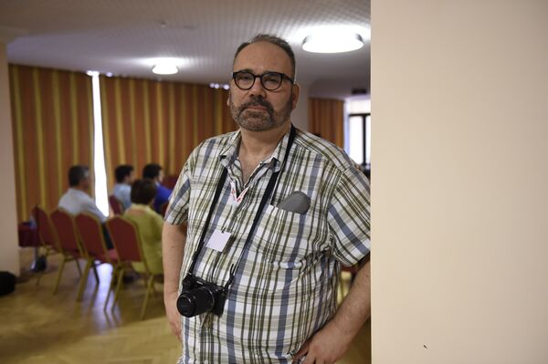 Режиссер Раффи Гермон Аракс (Raffi Hermon Arax) Режиссер Раффи Гермон Аракс (Raffi Hermon Arax) - Sputnik Արմենիա