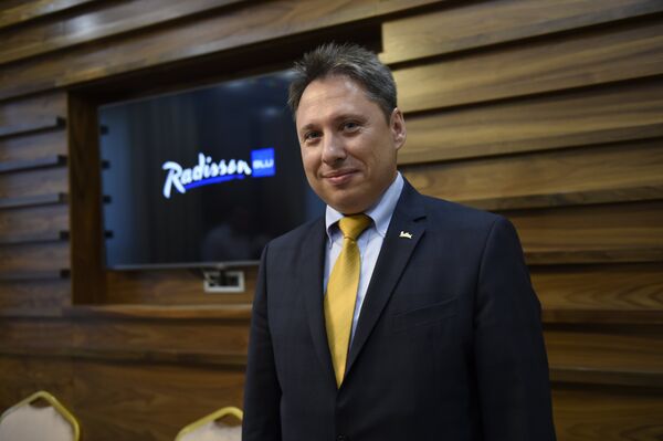 Генеральный менеджер отеля Raddison Джордж Миу Генеральный менеджер отеля Raddison Джордж Миу - Sputnik Արմենիա
